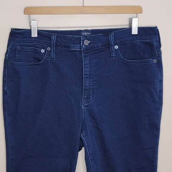 J. Crew Factory | Mid-Rise Skinny Dark Blue Jeans Womens Size 33 - Picture 2 of 4
